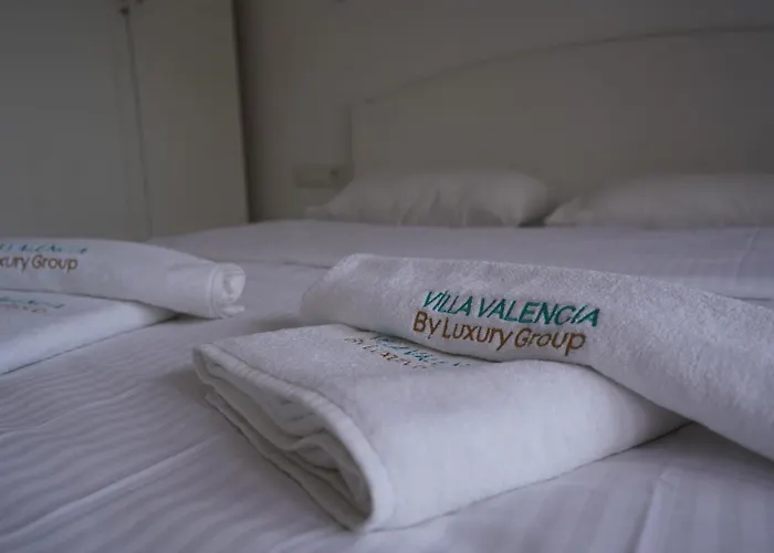 Vila Valencia By Luxury Group, Oeluedeniz, Private Pool