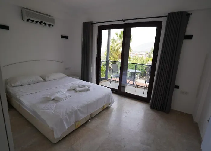 Vila Valencia By Luxury Group, Oeluedeniz, Private Pool Cedit