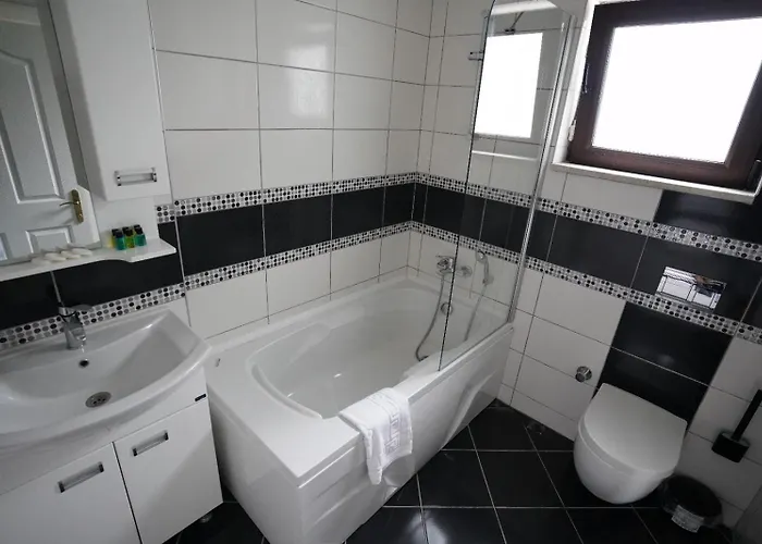 Valencia By Luxury Group, Oeluedeniz, Private Pool *